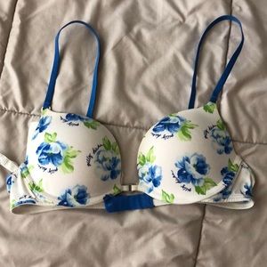 Gilly Hicks Push-Up Bra
